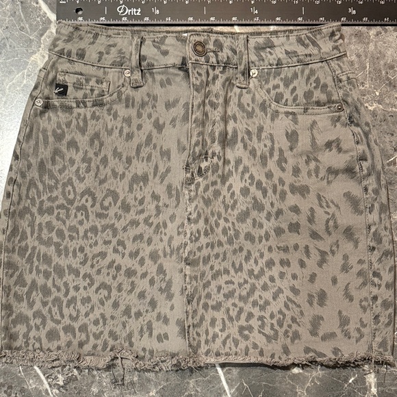 KanCan Dresses & Skirts - KanCan Gray Leopard Mini Skirt